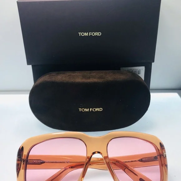 Tom Ford
Pink 885 Bailey Sunglasses - Picture 5 of 12
